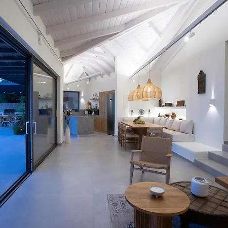 Cloud Nine Villa Evgiros