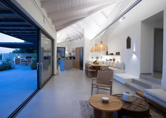 Cloud Nine Villa Evgiros